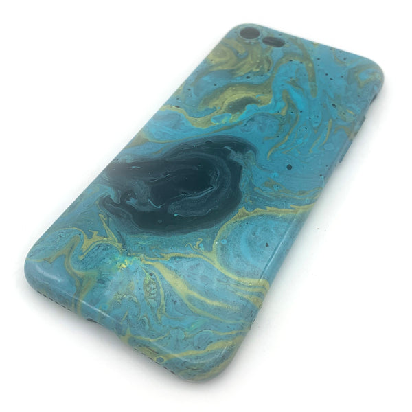 Hydro Dipped Phone Cases in Green Blue Yellow and Black - iPhone 7, iPhone 8, iPhone SE (2020)