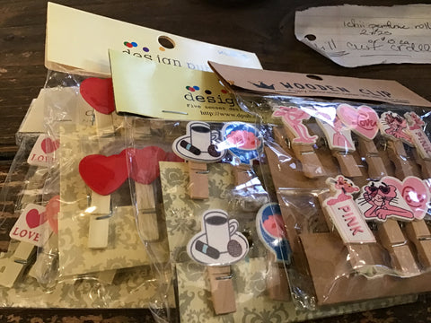Mini shop wooden clips