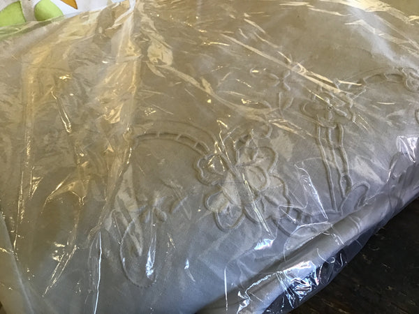 Table clothes/ Linens