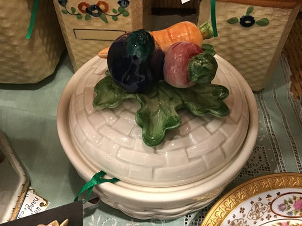 Antique & Vintage Home Decor