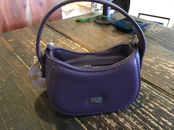 Vintage Bags & Totes