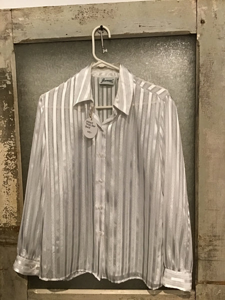 Vintage Shirts & Sweaters