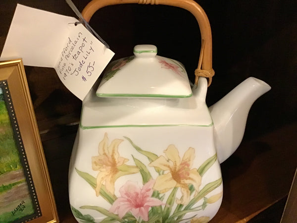 Antique & Vintage Home Decor