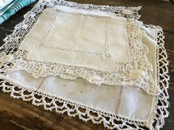 Table clothes/ Linens