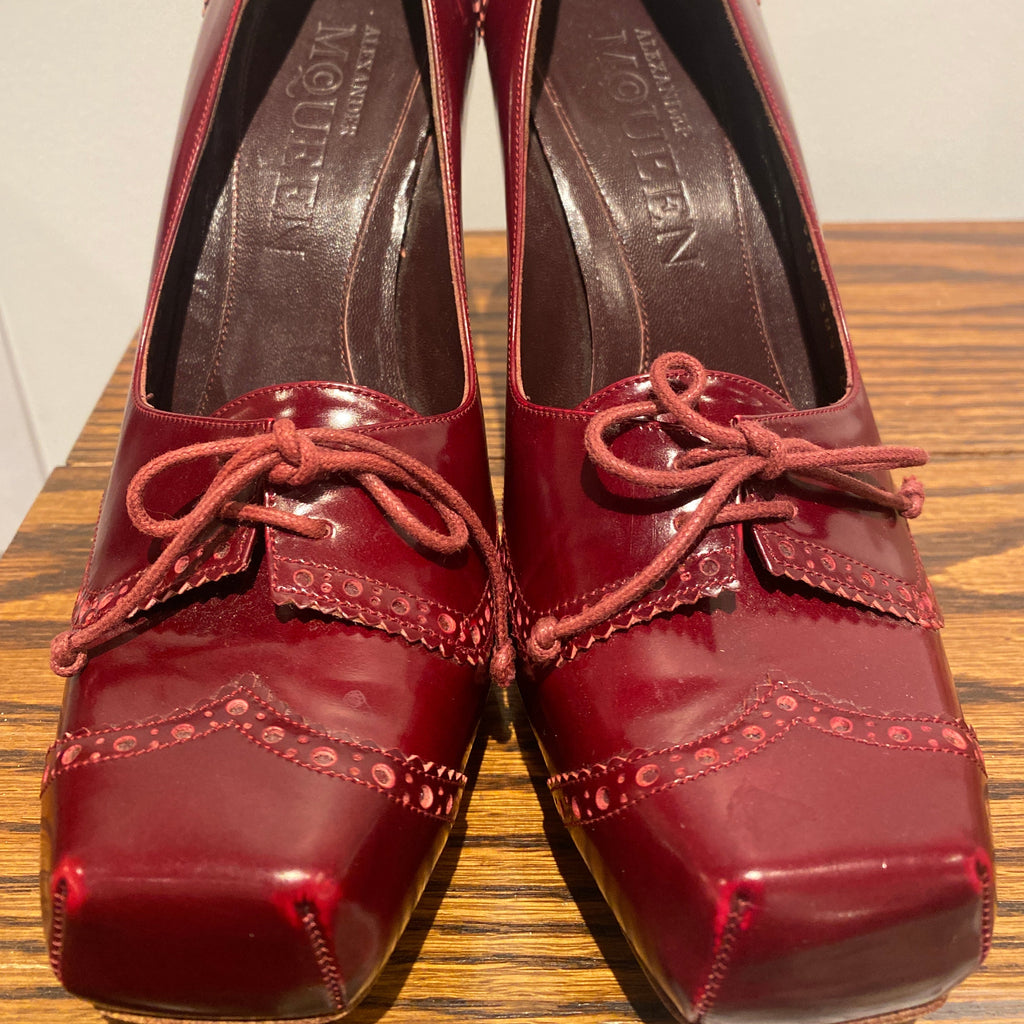 knee length dresses for ladies Alexander McQueen – Red Bank Artisan Collective