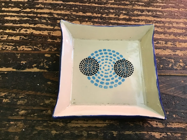 Ceramic Bowls & Dishes