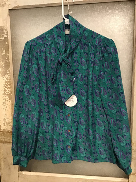 Vintage Shirts & Sweaters