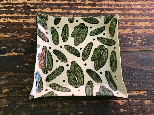 Ceramic Bowls & Dishes