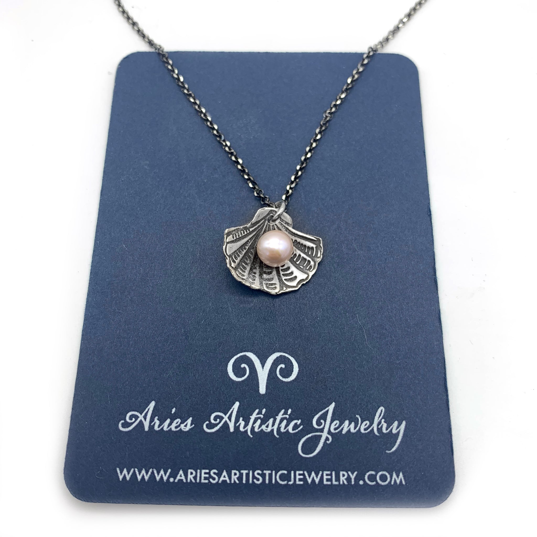 Beach Clam Shell Necklace with Pearl Accent