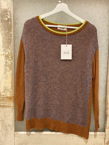 Niu Cigar Sweater