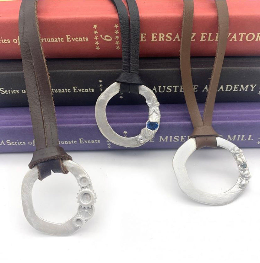 Bronze Eyeglass Chain Gemstone Eyeglass Loop with 2 Leaves
