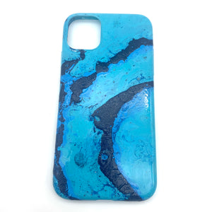 Hydro Dipped Phone Cases in Blue and Black - iPhone 11