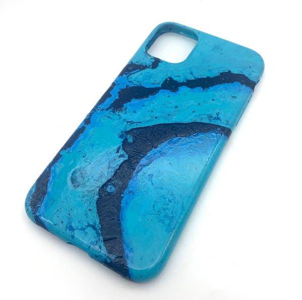Hydro Dipped Phone Cases in Blue and Black - iPhone 11