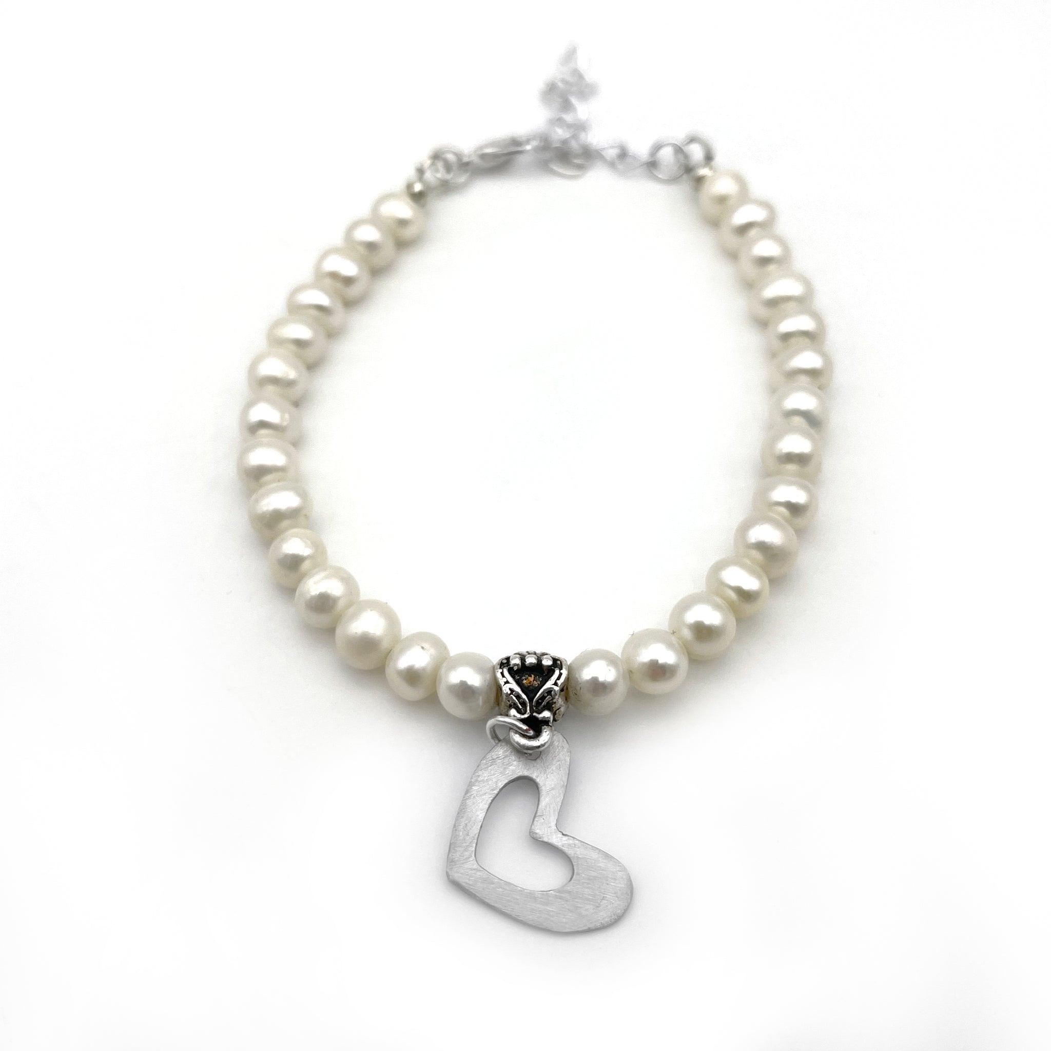 Small Pearl Bracelet with Whimsical Heart